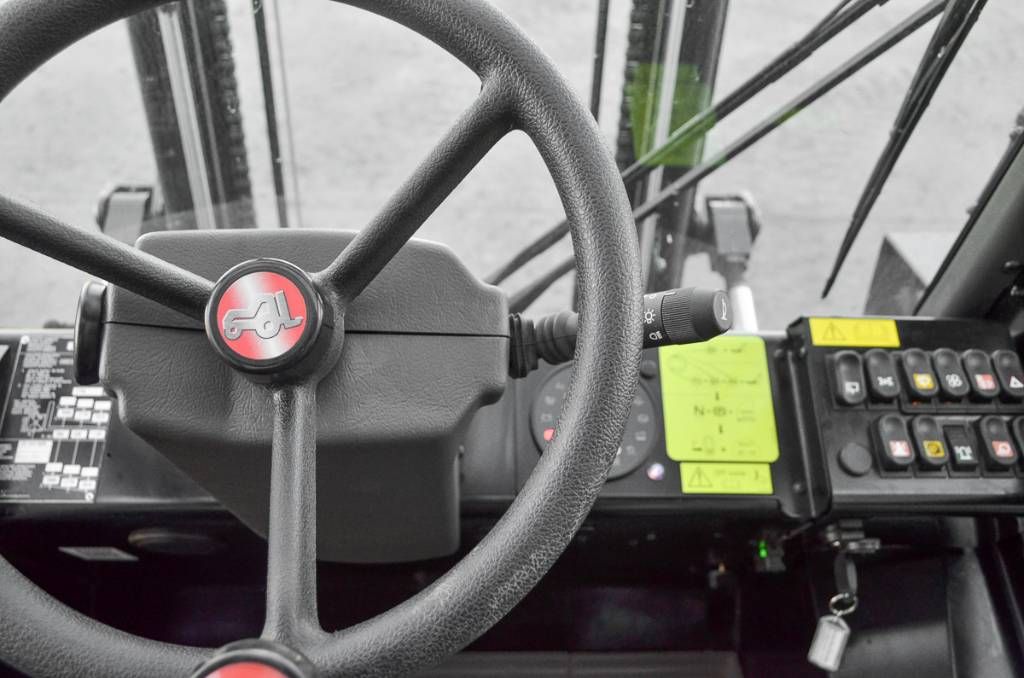 Manitou M 30.4