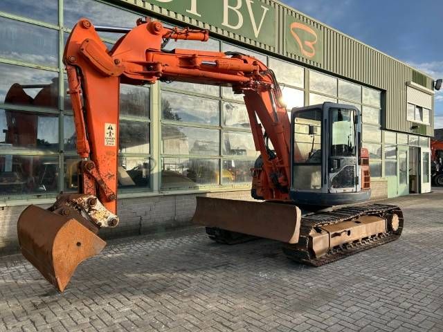 Hitachi EX 135 UR-5