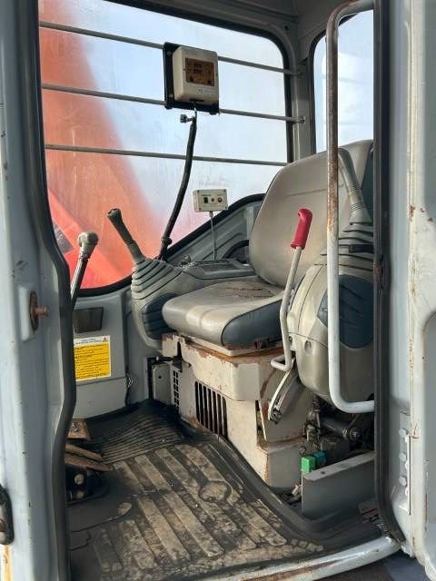 Hitachi EX 135 UR-5