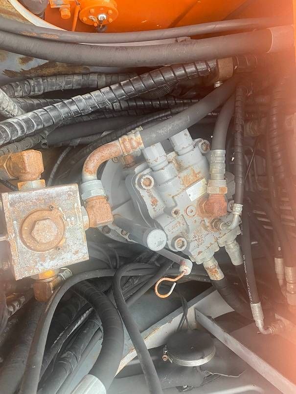 Hitachi ZX 160