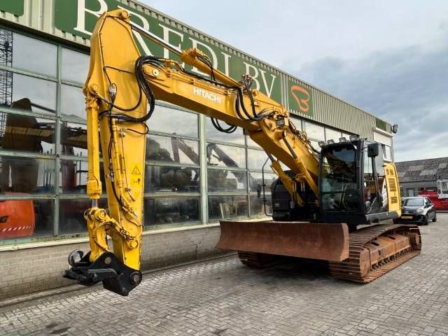 Hitachi ZX 225 US LC-5 B