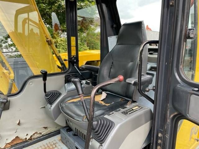 Komatsu PC 60-7