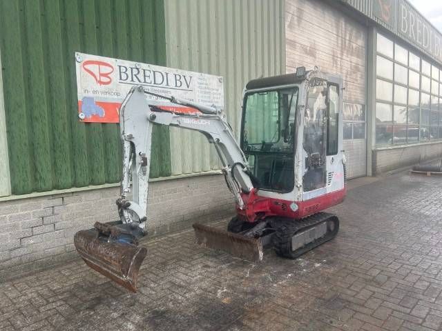 Takeuchi TB 014