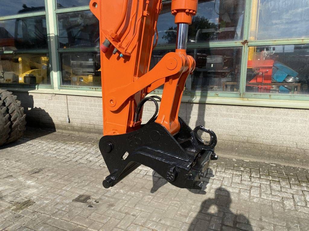 Hitachi ZX 140 W-3