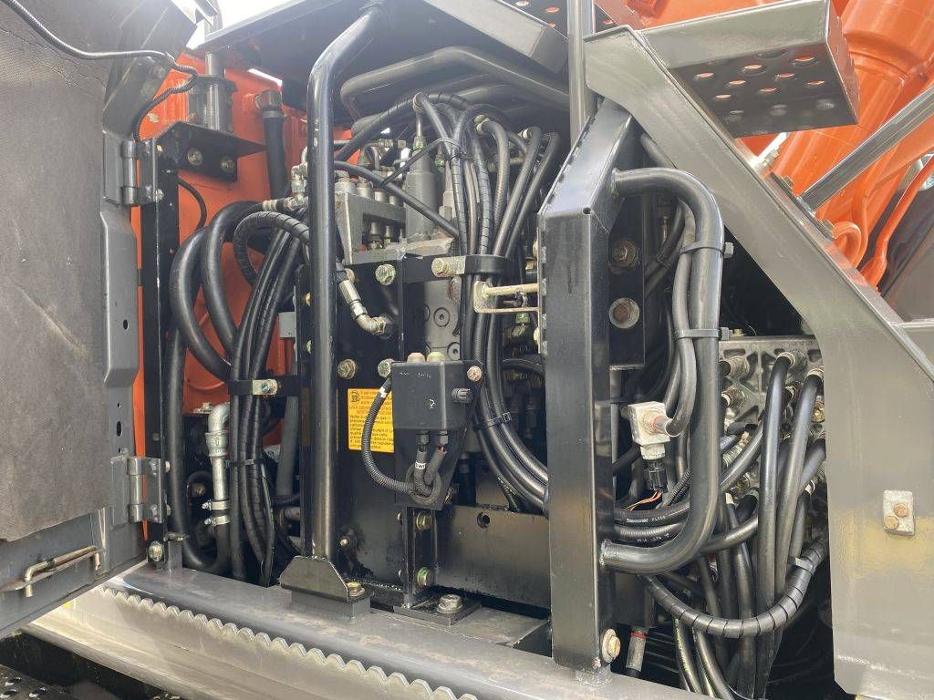 Hitachi ZX 140 W-3