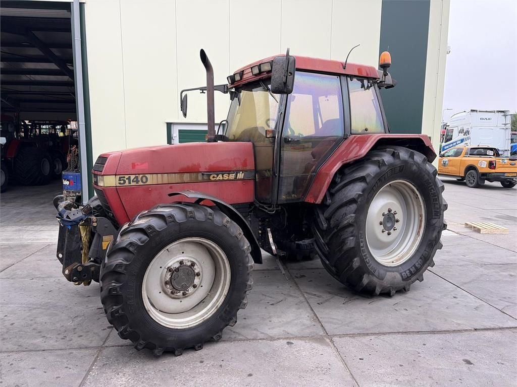 Case IH Maxxum 5100 6 cyl. Series