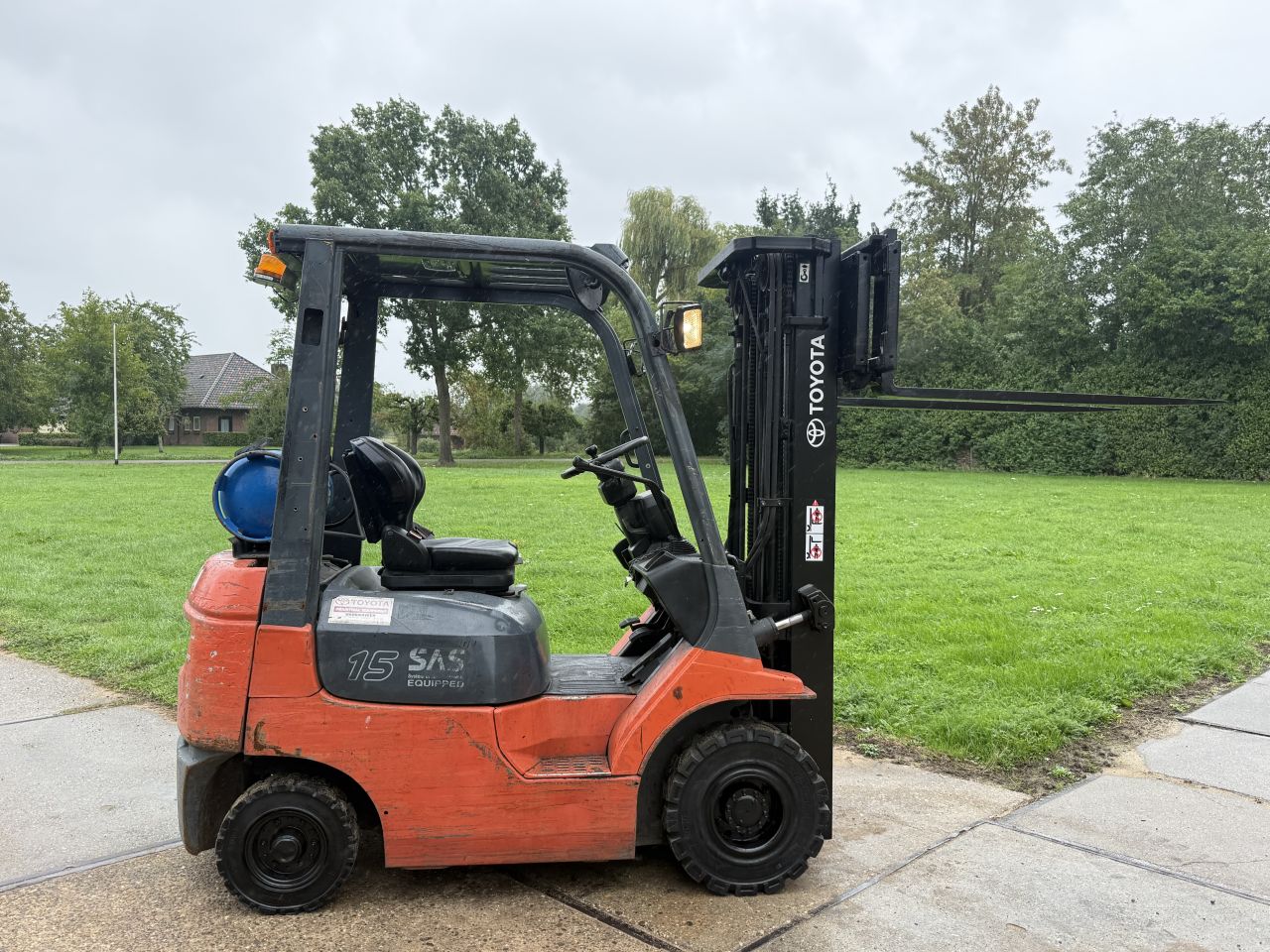 Toyota 1500KG LPG heftruck 3-delig 470CN freelift Sideshift
