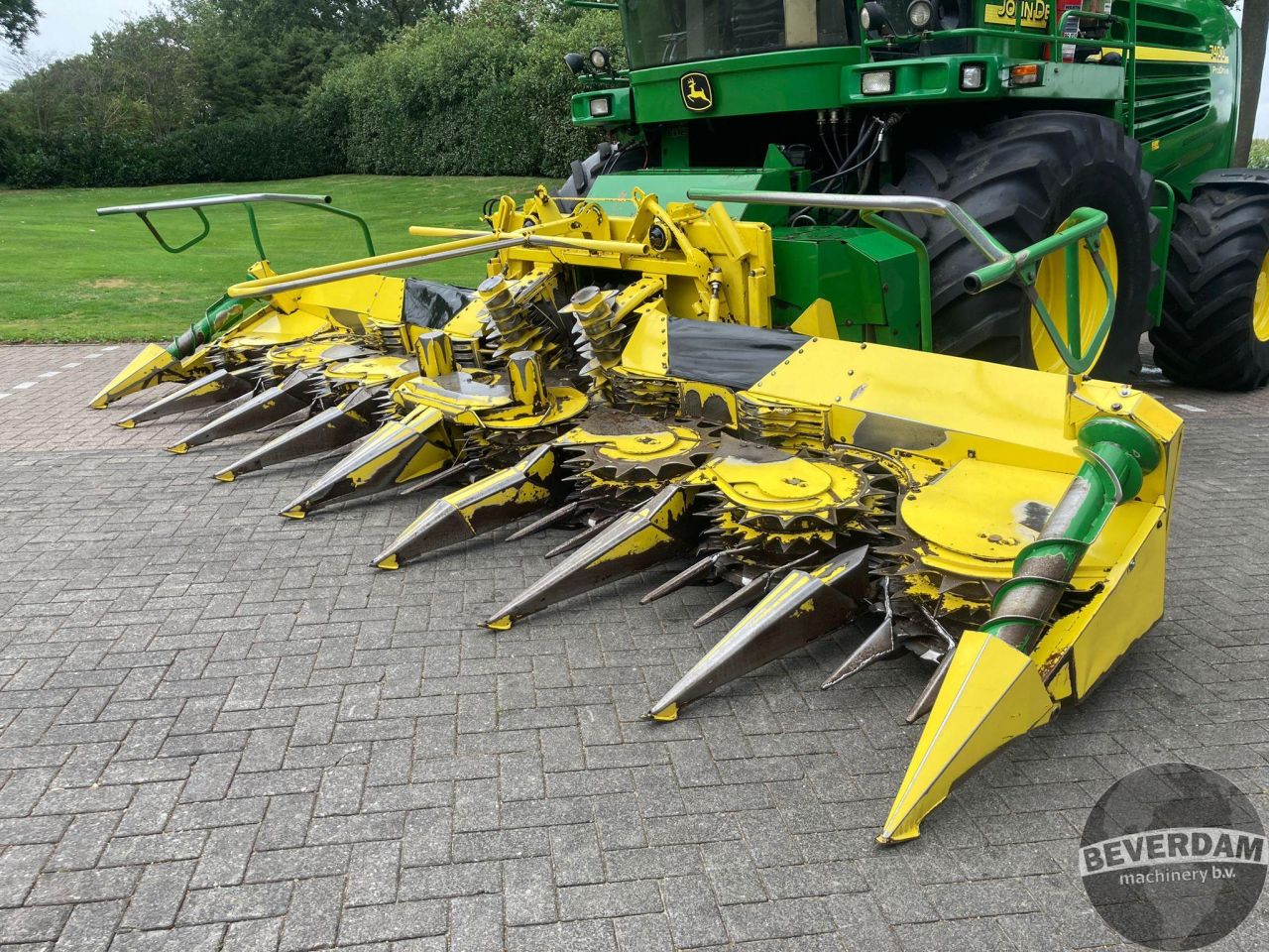 John Deere 7400 Pro Drive