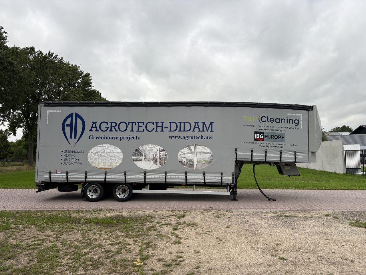 Oplegger TRIAS 21 TON schuifzielen EN SCHUIFDAK