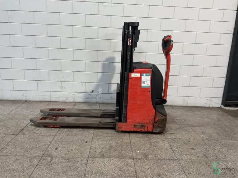 Stapelaars Elektrisch Linde D06 2015 Doppelstock