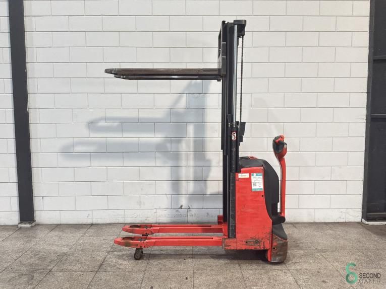 Stapelaars Elektrisch Linde D06 2015 Doppelstock