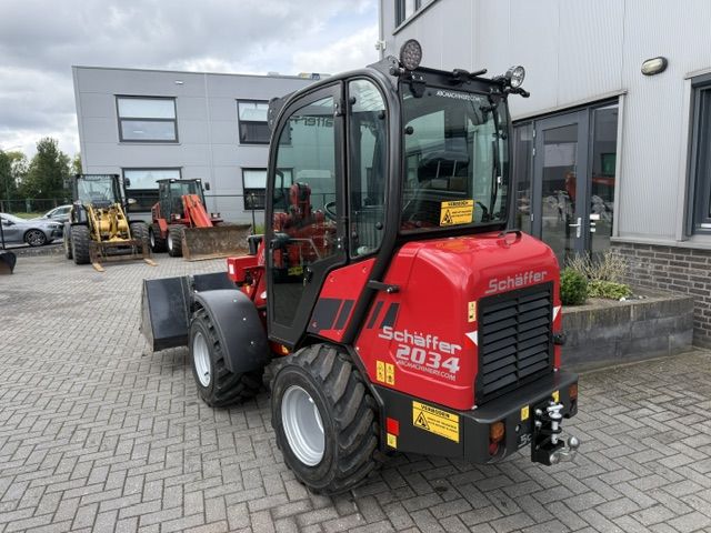 Schaffer 2034S Cabine Minishovel Kniklader 800u NWST