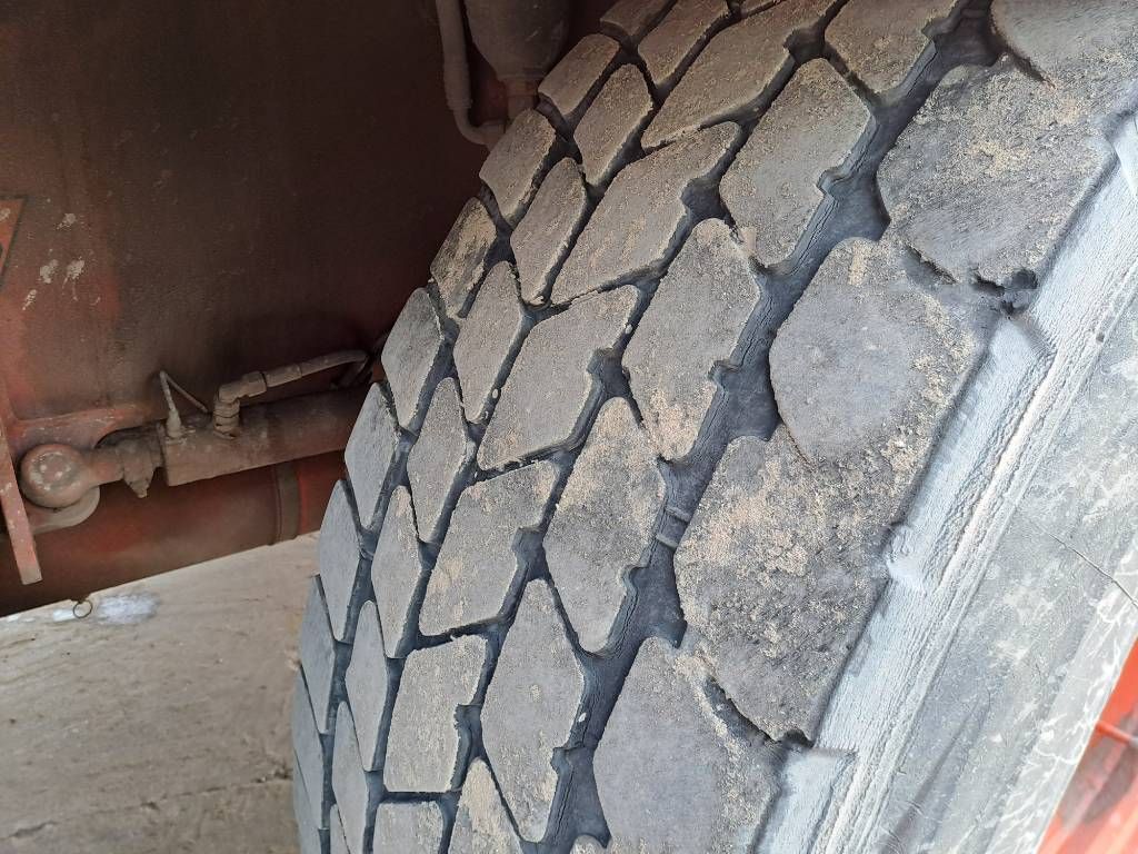 Grove GMK 6300 L