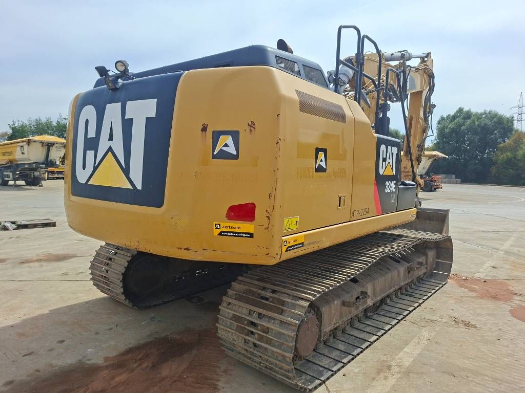 CAT 324EL