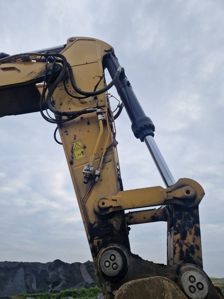 CAT 395