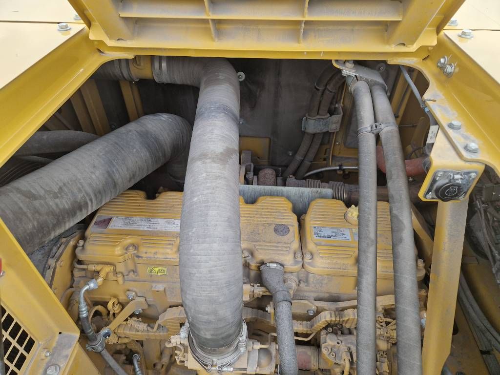 CAT 395