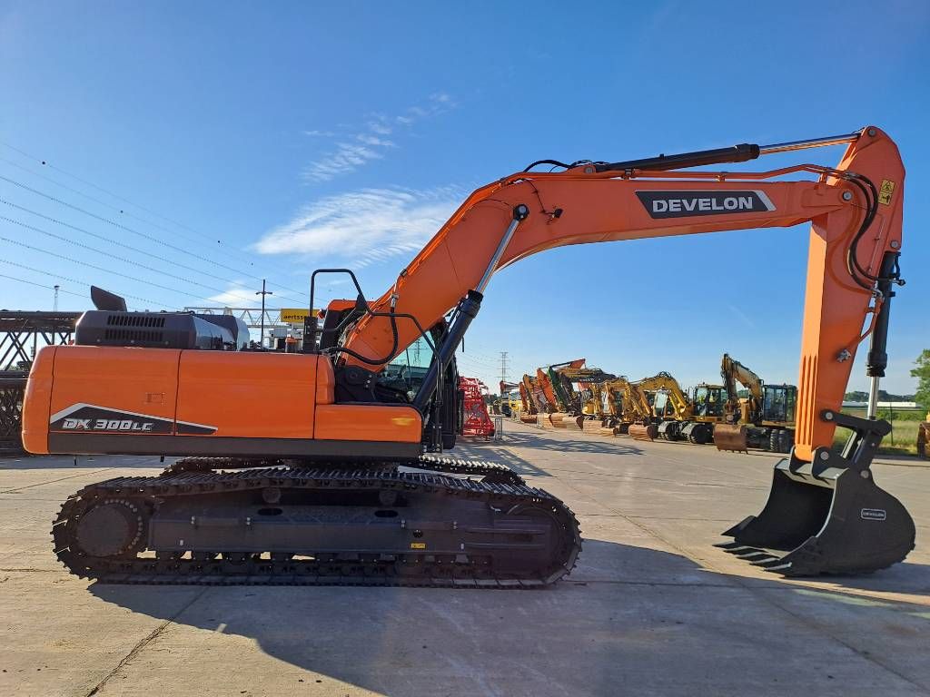 Develon DX300LC-7M (2 Unused units available)