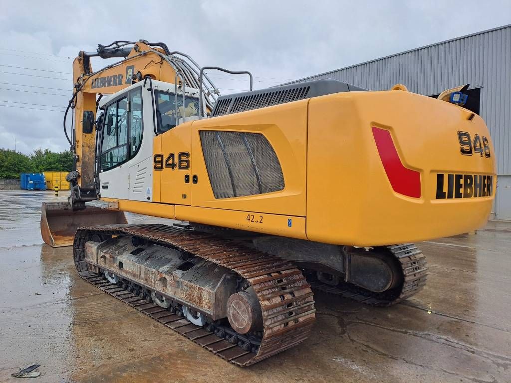 Liebherr R946LC