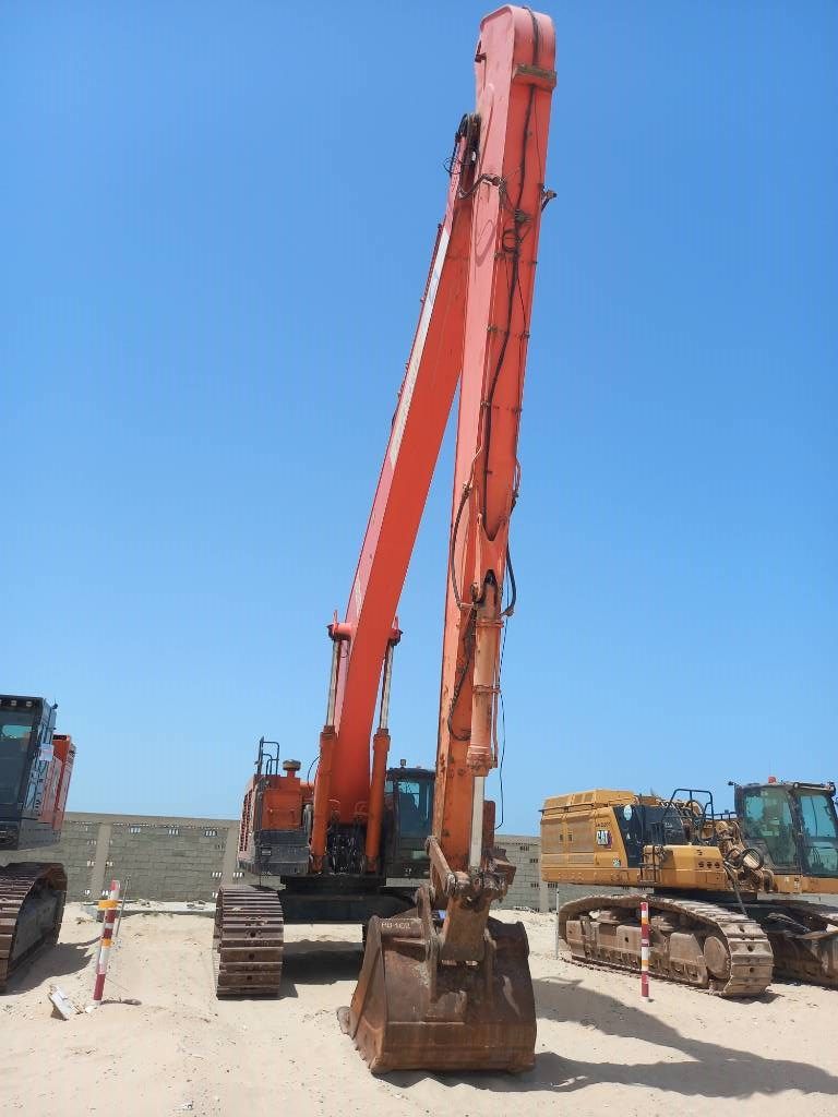 Hitachi ZX870 LC H-5G 21m (Saudi Arabia)