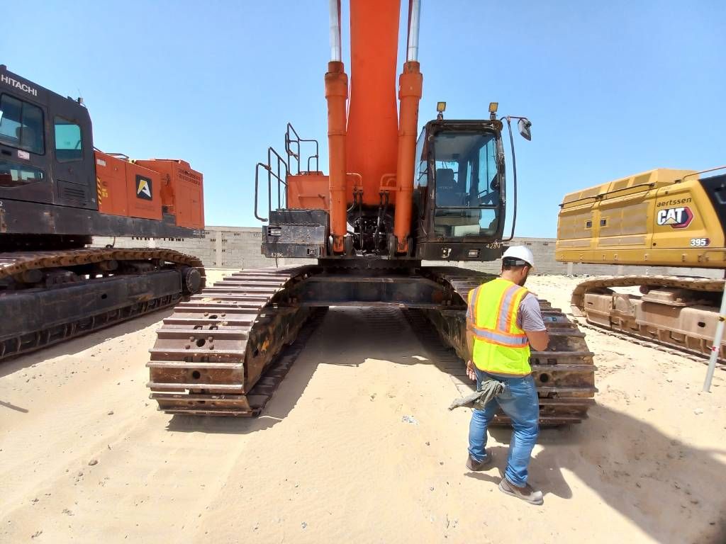 Hitachi ZX870 LC H-5G 21m (Saudi Arabia)