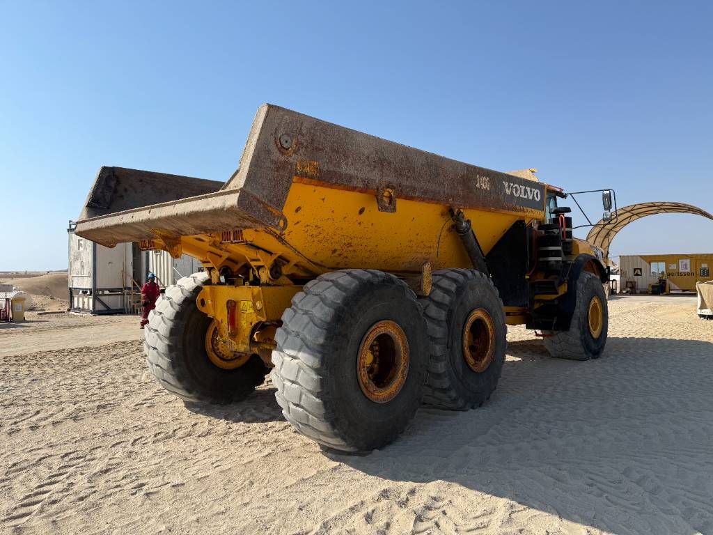 Volvo A40G (EXW - Abu Dhabi)