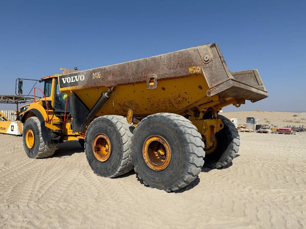 Volvo A40G (EXW - Abu Dhabi)