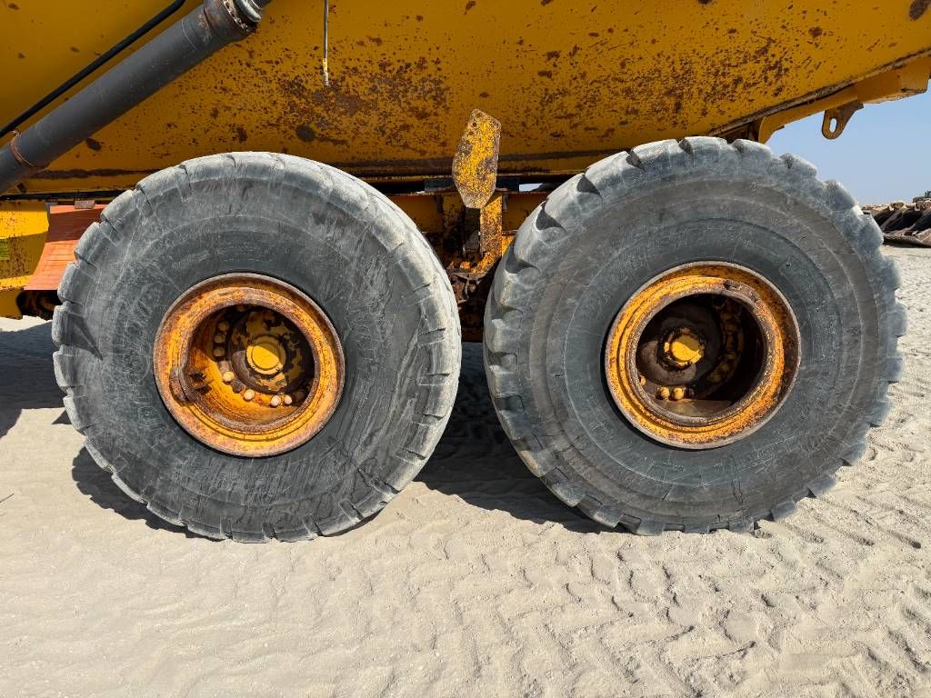 Volvo A40G (EXW - Abu Dhabi)