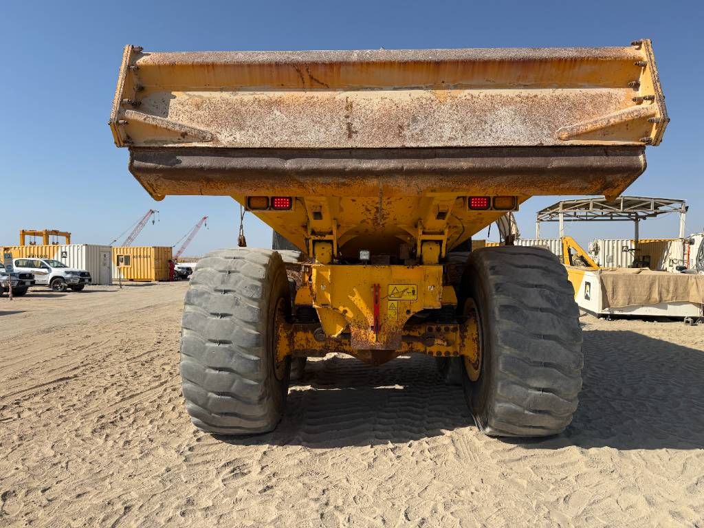 Volvo A40G (EXW - Abu Dhabi)