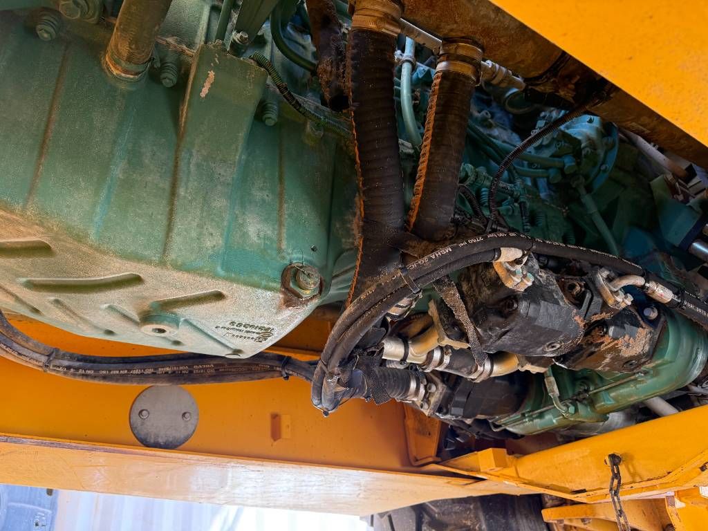 Volvo A40G (EXW - Abu Dhabi)