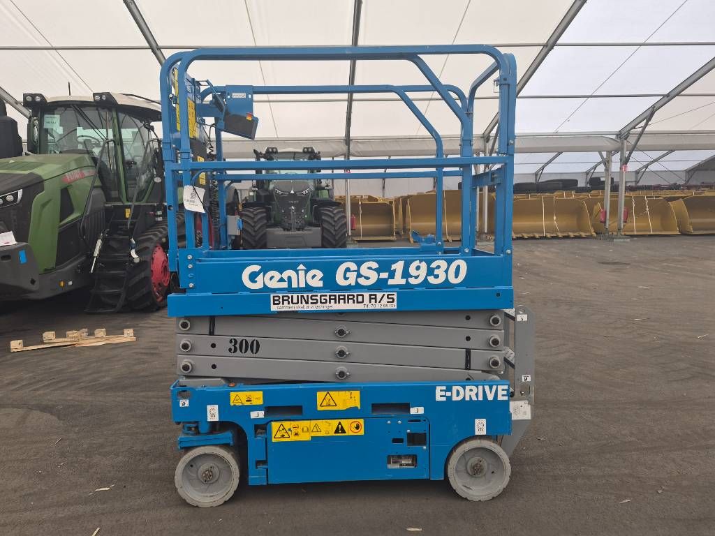 Genie GS1930 (Multiple units available)