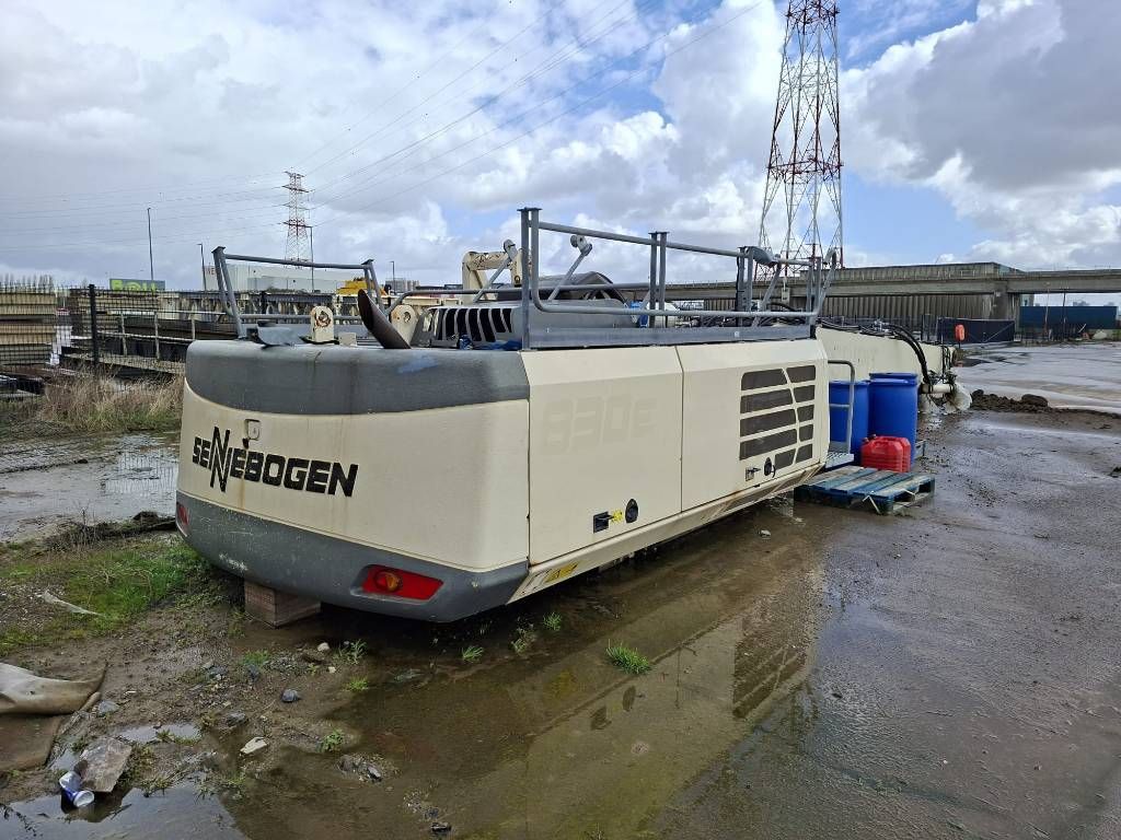 Sennebogen 830E K17 (only upperstructure with damaged cabin)
