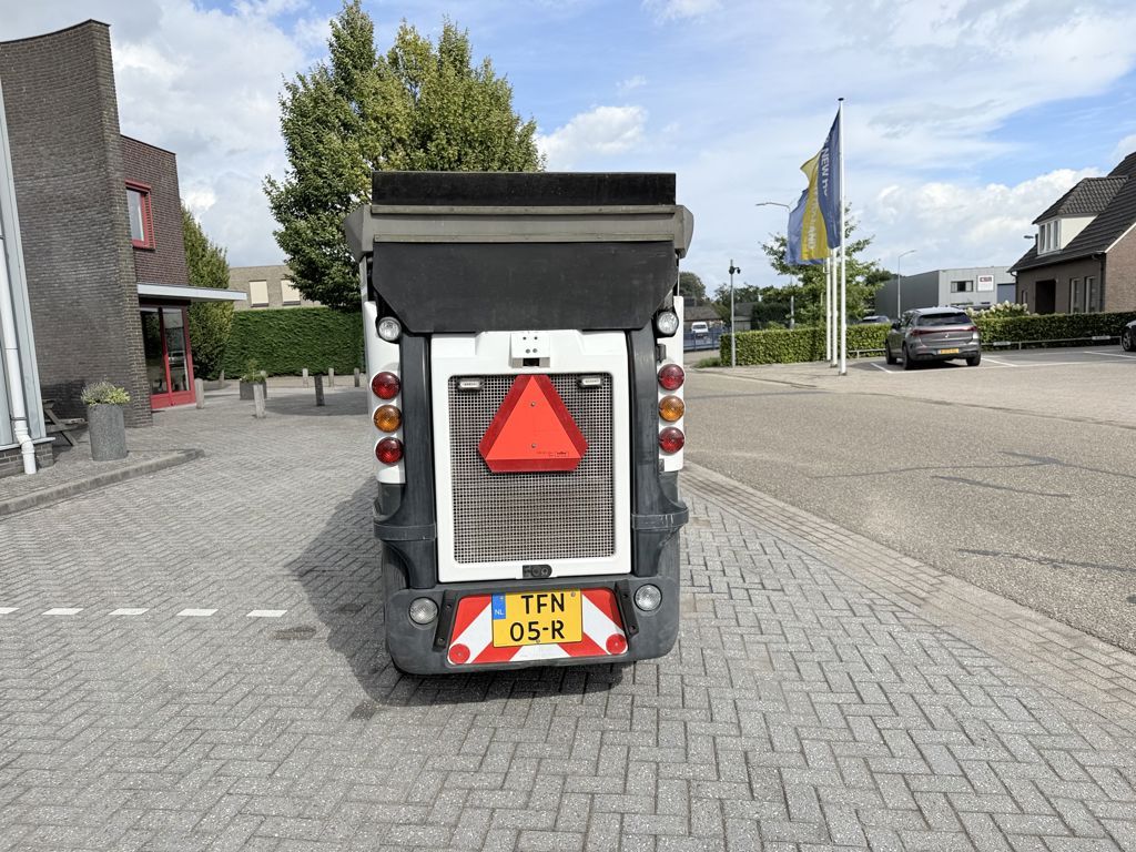 Schmidt Compact 200 Sweeper/Veegmachine