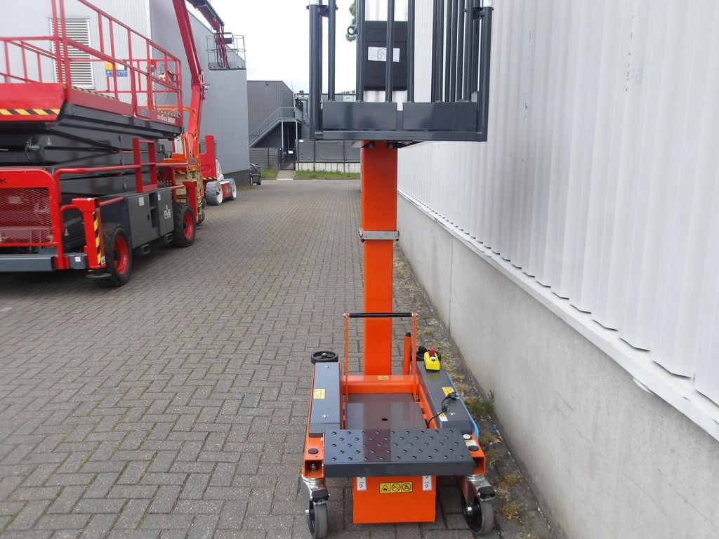 JLG Nano 35 5,50 m Elektro-Mastlift 2025 Neu