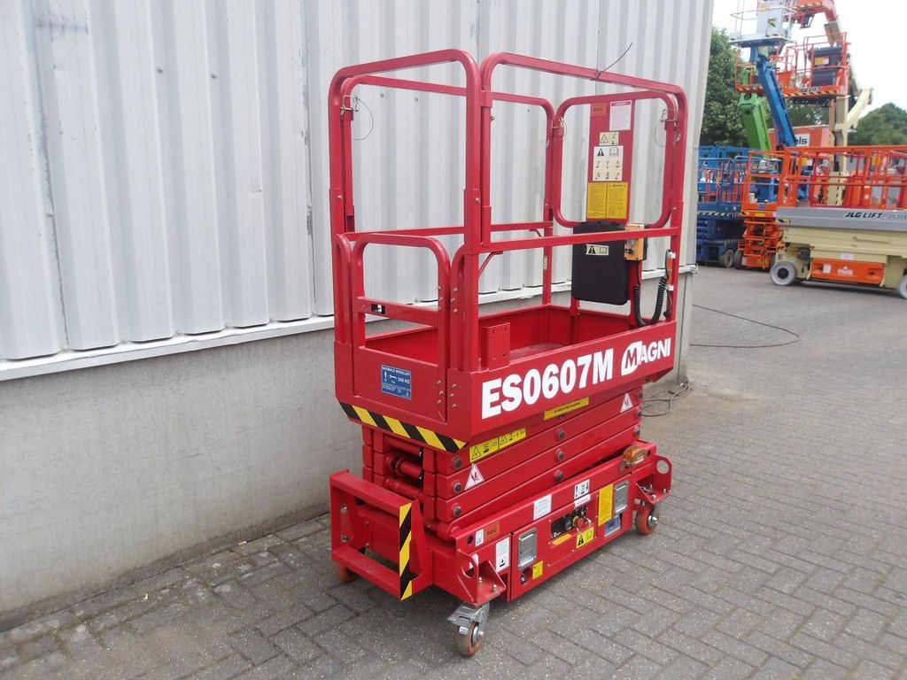 Schaarhoogwerker Magni ES0607M Elektrisch 5.90m 2023 Nieuw