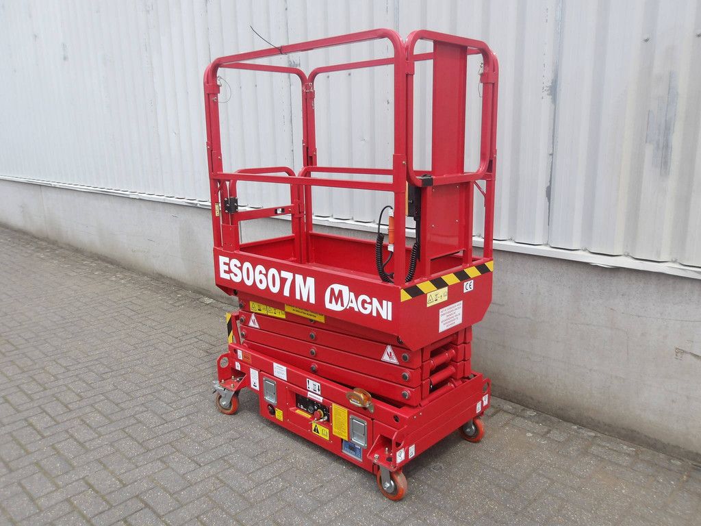 Schaarhoogwerker Magni ES0607M Elektrisch 5.90m 2023 Nieuw