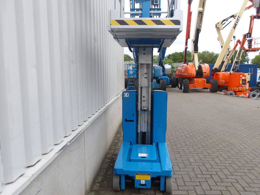 Genie GR-15 Electric Mast Lift 6.50m 2012