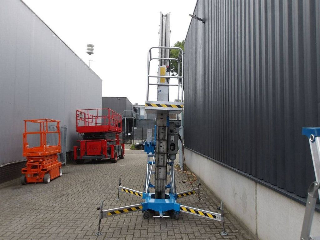 Mastlift Genie AWP-40S Elektrisch 14,30 m 2013