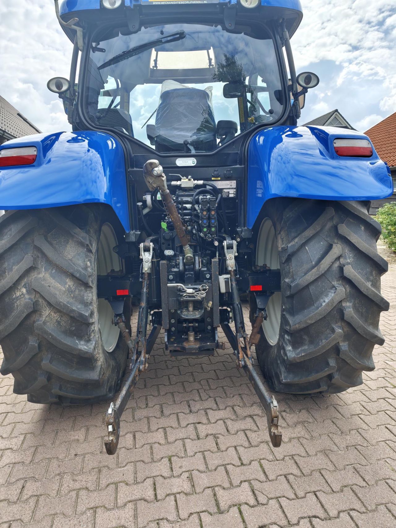 Mooie New Holland T 6020 Elite