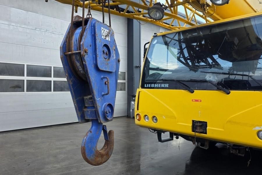 Liebherr LTM1045-1 As-Is, Non working, 6x6x6 Drive, 45t Cap