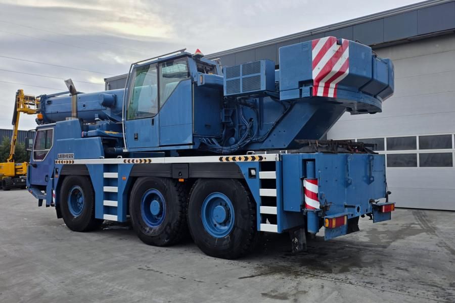 Liebherr LTM1045-3.1 As-Is, Non working, 6x4x6 Drive, 45t C