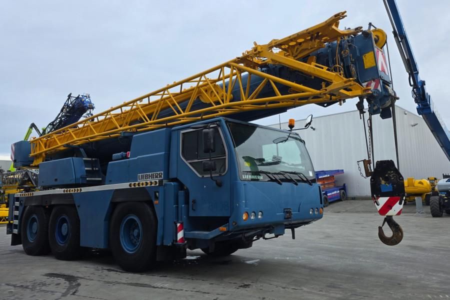 Liebherr LTM1045-3.1 As-Is, Non working, 6x4x6 Drive, 45t C