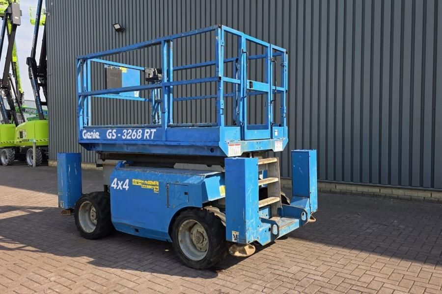 Genie GS3268 Diesel, 12m Working Height, 454kg Capacity,