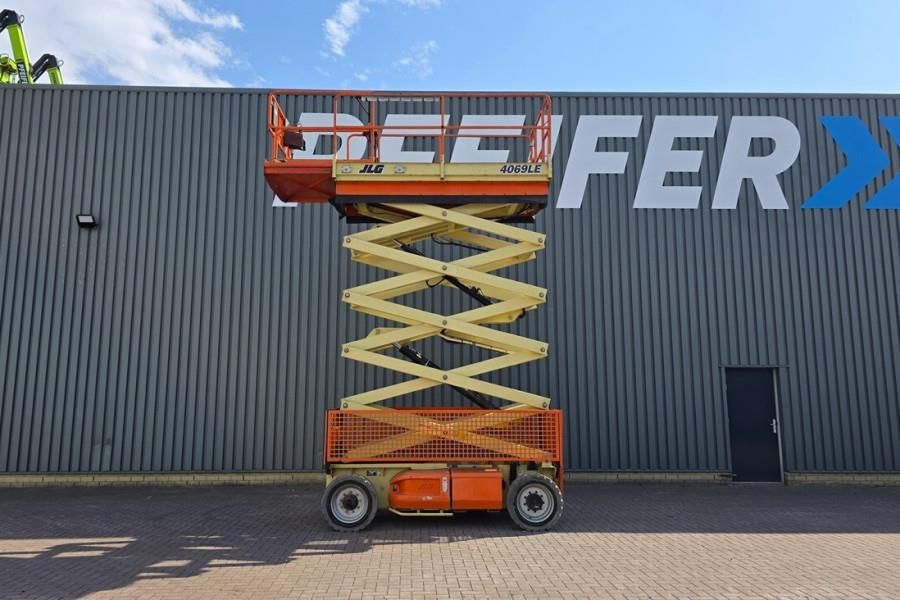 JLG 4069LE Electric, 14.2m Working Height, 360kg Capac
