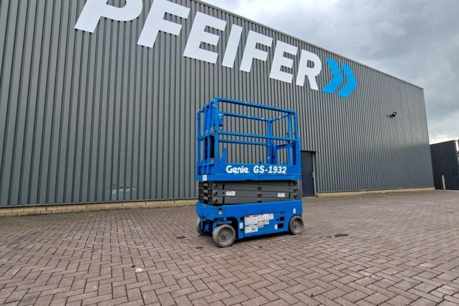Genie GS1932 Electric, Batteries 10-2025, Working Height