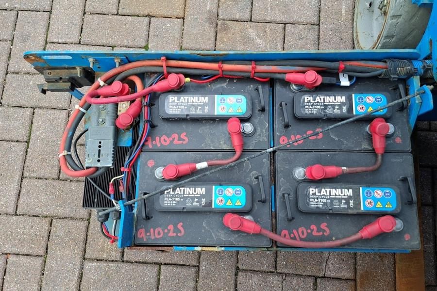 Genie GS1932 Electric, Batteries 10-2025, Working Height