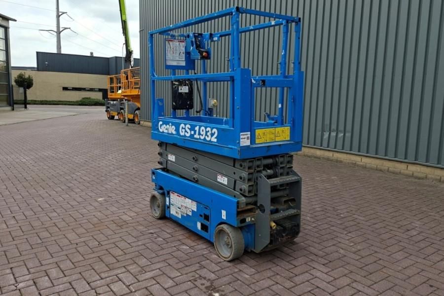 Genie GS1932 Electric, Batteries 10-2025, Working Height