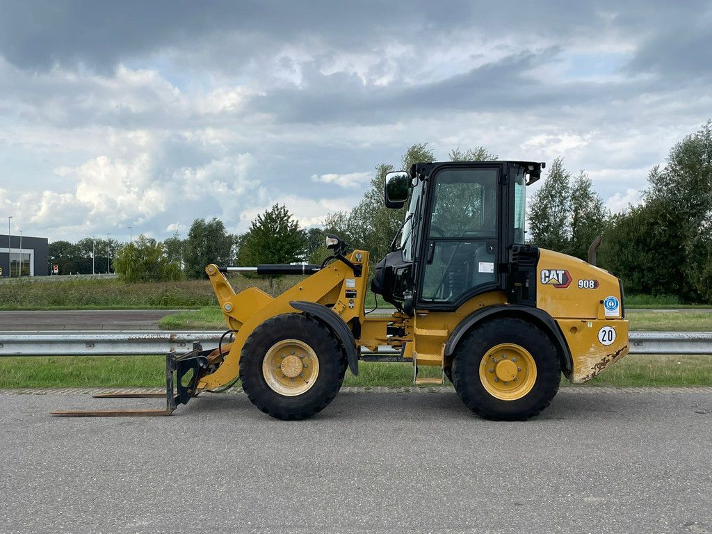 Caterpillar 908