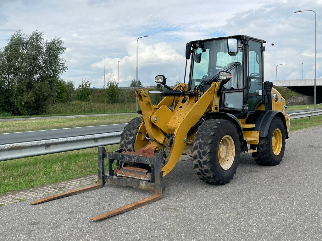 Caterpillar 908