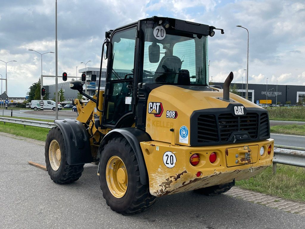 Caterpillar 908
