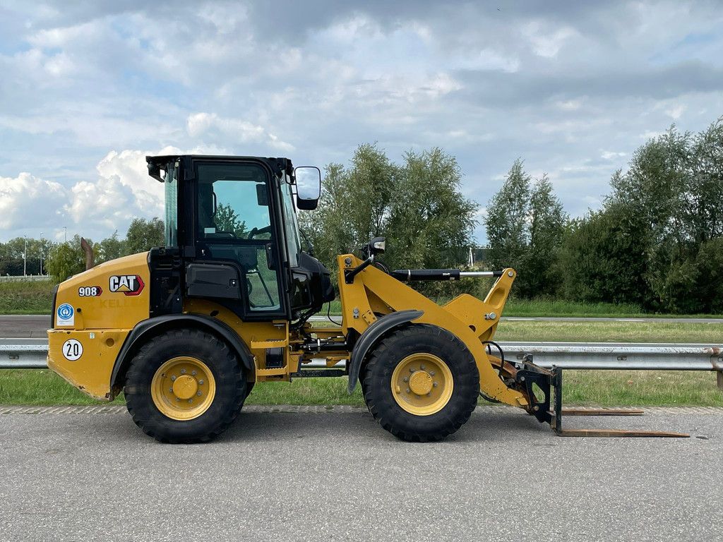 Caterpillar 908